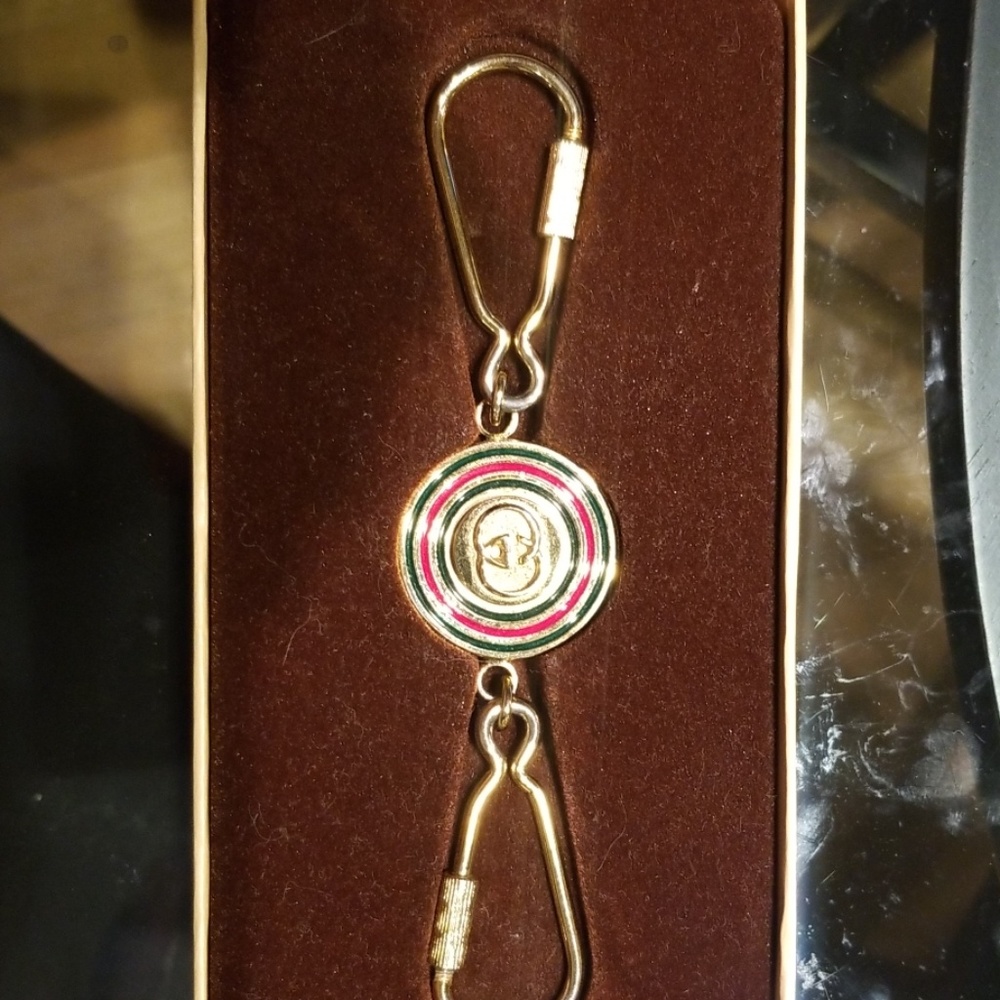 Gucci vintage Gold interlocking Keychain